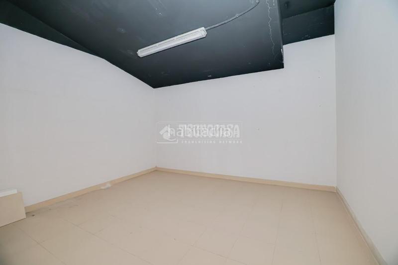 Foto 8e8b0ba3-919f-47d1-b06e-6ffd9bb0905f. Alquiler local comercial  en alquiler en Rubí