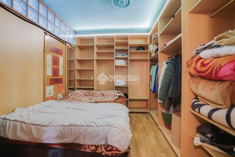 Foto 313d450d-64d6-4996-bb33-930a95357921. Piso  en venta en Centre Rubí