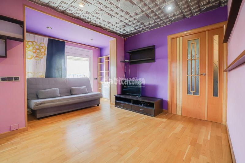 Foto 69849df5-6cb0-4117-94d5-e9534698ef04. Piso  en venta en Centre Rubí