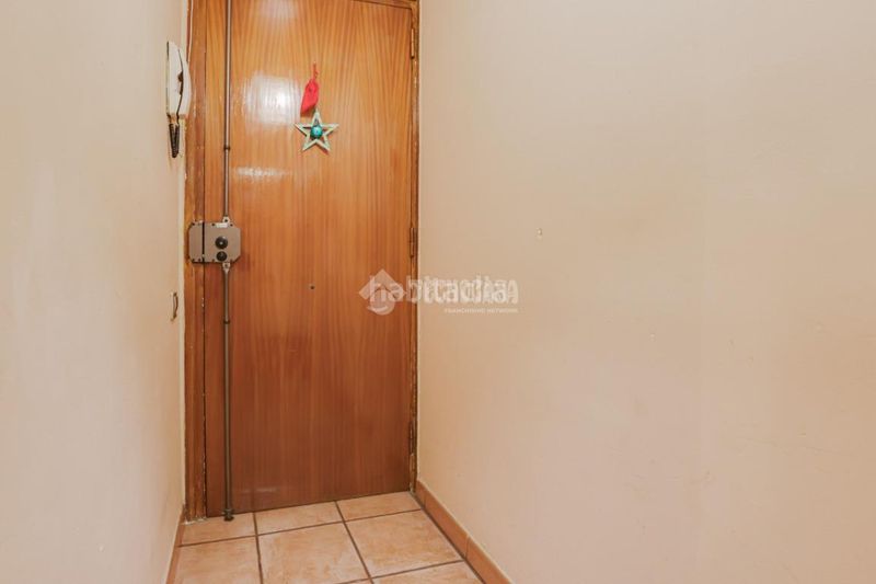 Foto 395aff95-789a-4b6b-a48f-6a6d4cb1e4d6. Piso  en venta en Centre Rubí