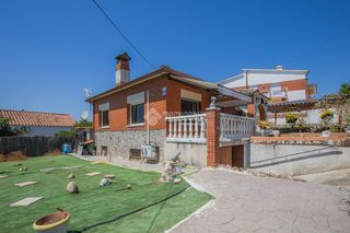 Casa a Els Avets-Can Serrafossà-Ximelis