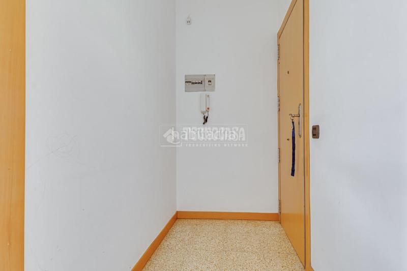 Foto 749bdc74-e2b3-4053-b604-3129521959e2. Piso  en venta en Centre Rubí