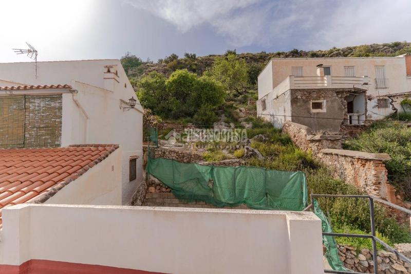 Foto 411d7db9-a393-4c29-b3de-66c5c1bfda8f. Casa bifamiliare in Lújar