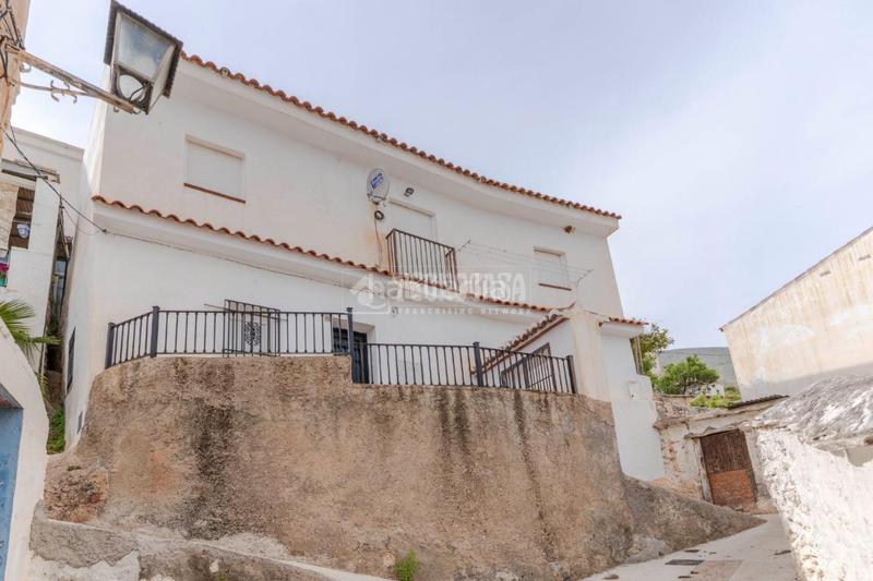 Foto c40119fb-6557-4eed-9a08-09979e6babea. Casa bifamiliare in Lújar