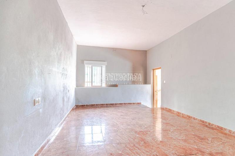 Foto dd4c69e2-d441-4edf-9f4d-0774f8480547. Casa bifamiliare in Lújar