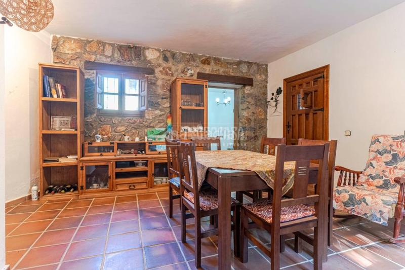 Foto cba63ea0-dcd5-44a8-9a4e-3f43f6b60593. Masia amb aparcament a Órgiva