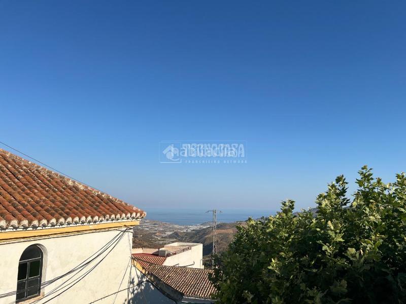 Foto 40979fda-9828-4aac-b60e-800b5ee1f675. Maison jumelée dans Lújar