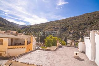 Maison jumelée à Torvizcón. Casa en venta en torvizcón