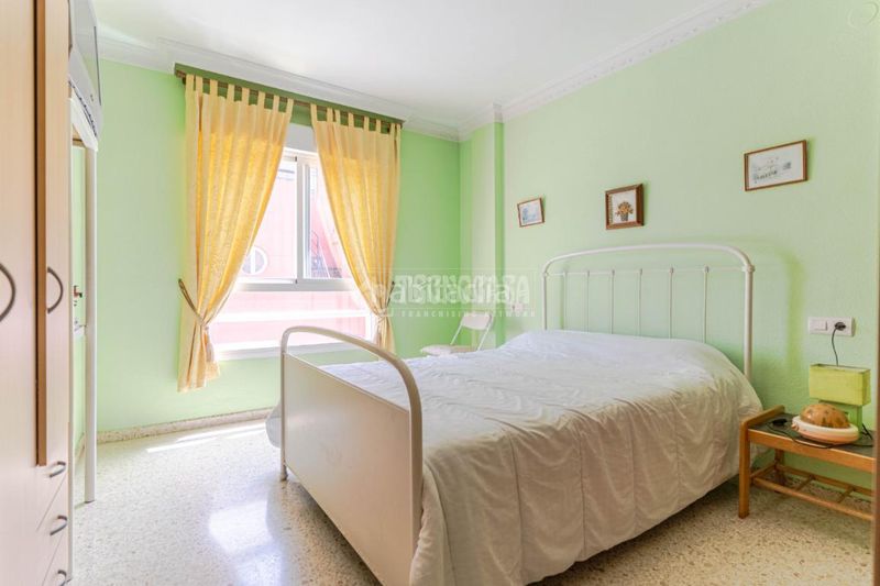 Foto d38630c8-3433-4476-82b3-24e3c87afcbd. Casa aparellada amb calefacció a Playa de Granada Motril