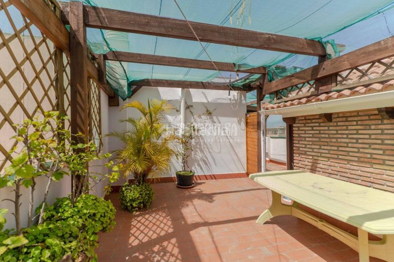 Foto f18833ee-4a10-4382-a912-5c79d2bd008f. Casa aparellada amb calefacció a Playa de Granada Motril