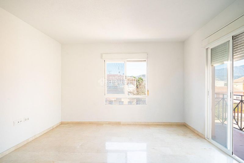 Foto 1cf06169-e0e9-43c9-b0f2-ce507d0298d1. Pis amb aparcament a Playa de Granada Motril