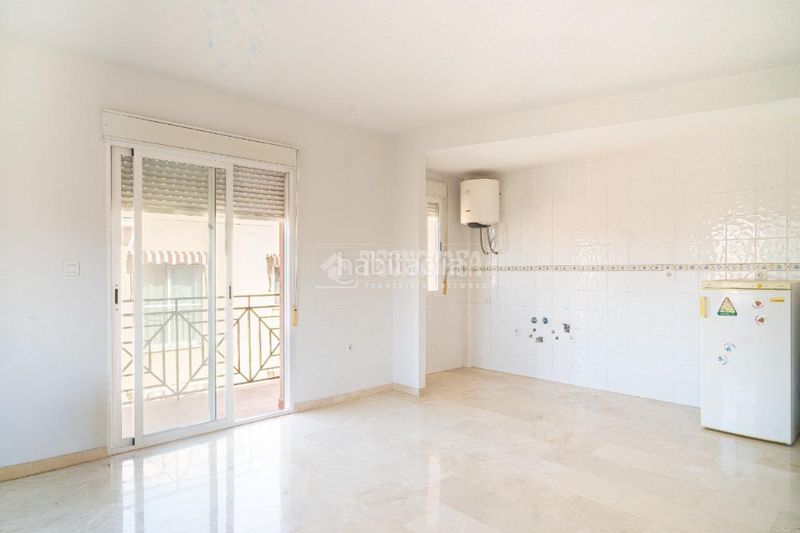 Foto 5b9b6281-49d5-438c-a624-72248759df6f. Pis amb aparcament a Playa de Granada Motril