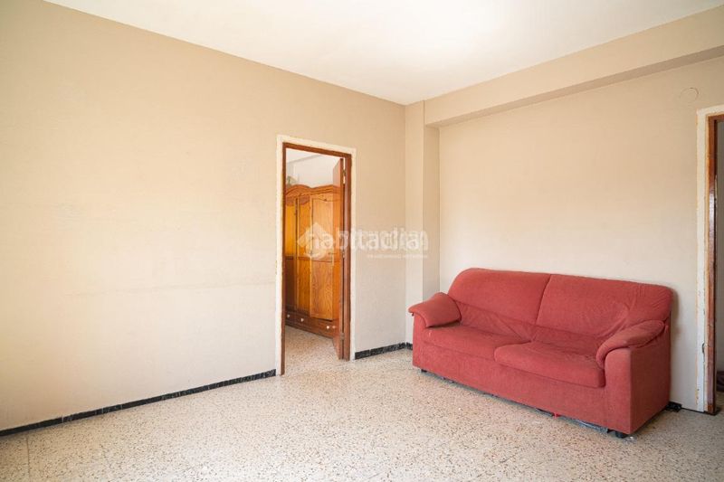 Foto def8f941-9f68-4713-b569-4c864379cb42. Pis a Motril ciudad Motril