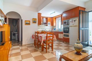 Casa aparellada a Vélez de Benaudalla