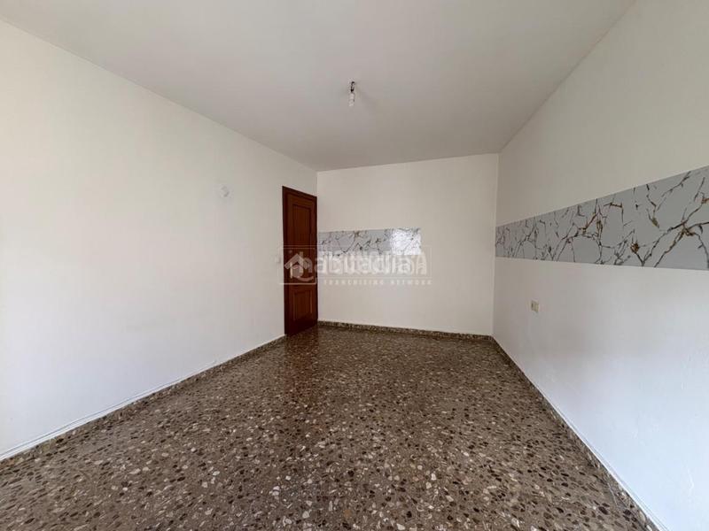 Foto 8fe7ee05-9981-4328-9072-e17c17e0f058. Flat in San Felipe - El Almendral - La Merced Jaén
