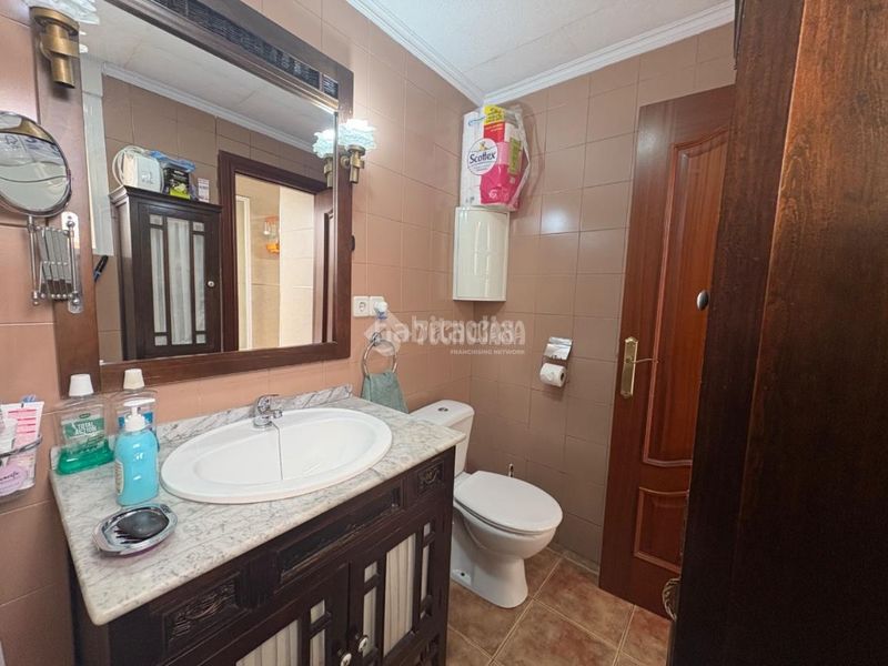 Foto fc56d8b9-fe12-4d90-80ce-bfd599f65283. Casa a San Felipe - El Almendral - La Merced Jaén