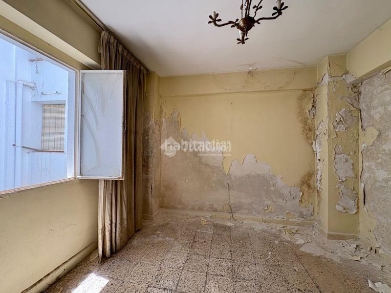 Foto 0e33e658-2958-44b4-8393-530854a2e661. Pis a San Felipe - El Almendral - La Merced Jaén