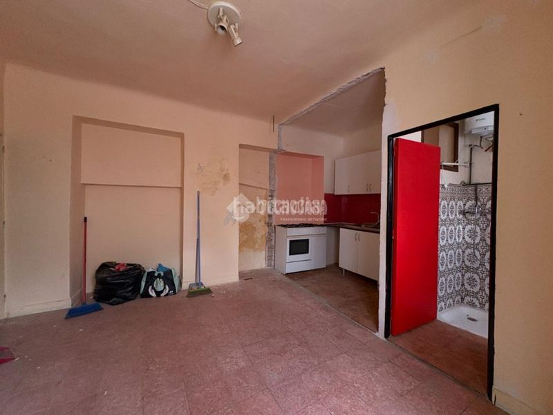 Foto a8363774-688a-4a0d-9b11-6bd90faccd22. Pis a San Felipe - El Almendral - La Merced Jaén