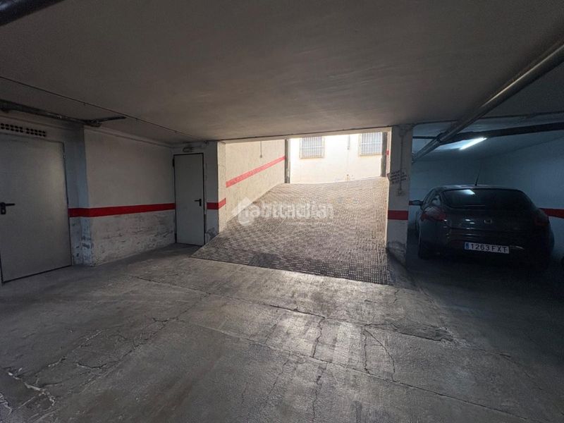 Foto 58c5b2d0-bb32-41ad-be39-ee1b0fd0499e. Posto auto in San Felipe - El Almendral - La Merced Jaén