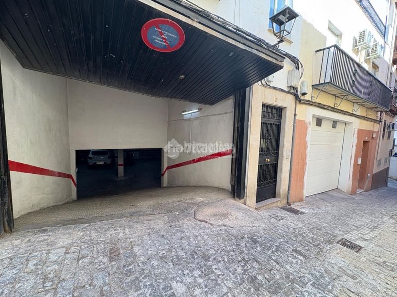 Foto d0ab6276-267f-4bb8-81a9-f6a6c348b984. Posto auto in San Felipe - El Almendral - La Merced Jaén