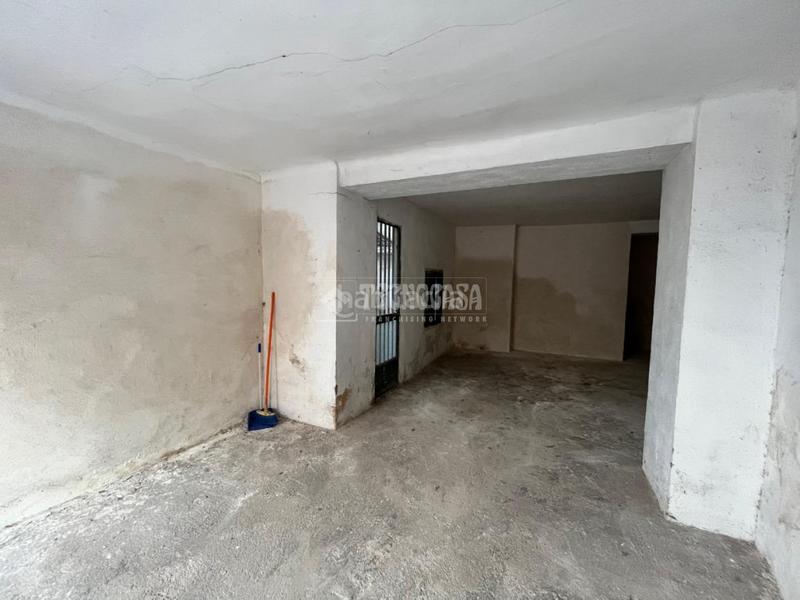 Foto 5e93c900-0a2c-4bed-a732-32bddc35e160. Posto auto in San Felipe - El Almendral - La Merced Jaén