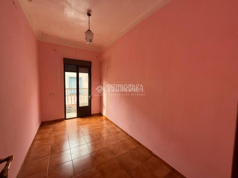 Foto b80adb7f-d9f4-404c-b6a7-0e96889794b8. Casa pareada casa en venta en San Felipe - El Almendral - La Merced Jaén