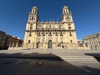 Casa aparellada  N/a. Casa en venta en jaén