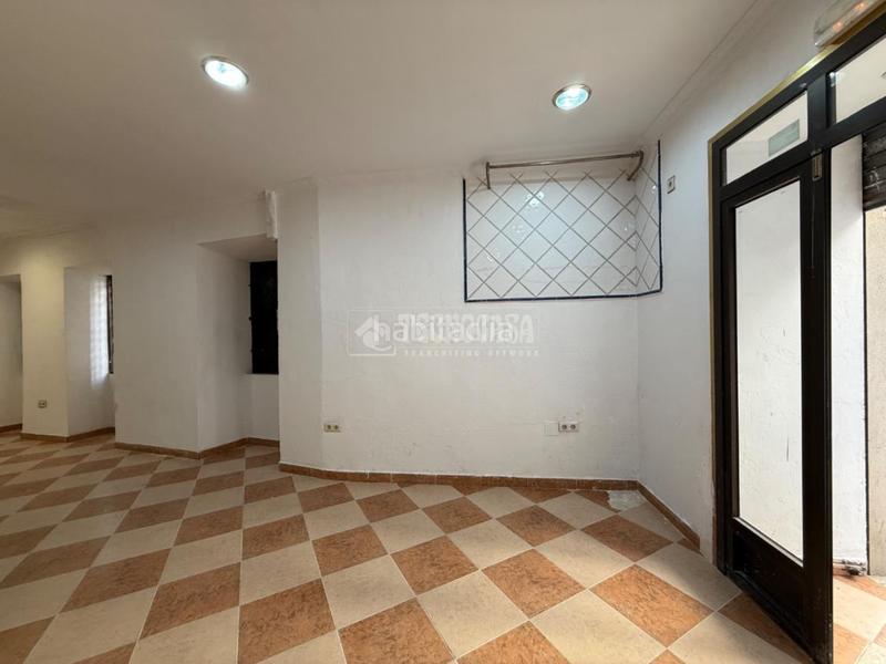Foto 45cff6e2-6fda-437e-943b-842898fc66f5. Local comercial tienda en venta en San Bartolomé - Millán de Priego Jaén