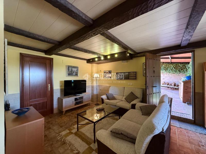 Foto 4d7c1956-e619-4196-aa2e-0dd184bbded6. Casa pareada casa en venta en la guardia de jaén en Guardia de Jaén (La)