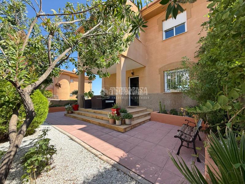 Foto f31ea458-a908-4ee9-bf2b-e78f7805ef77. Casa pareada casa en venta en la guardia de jaén en Guardia de Jaén (La)
