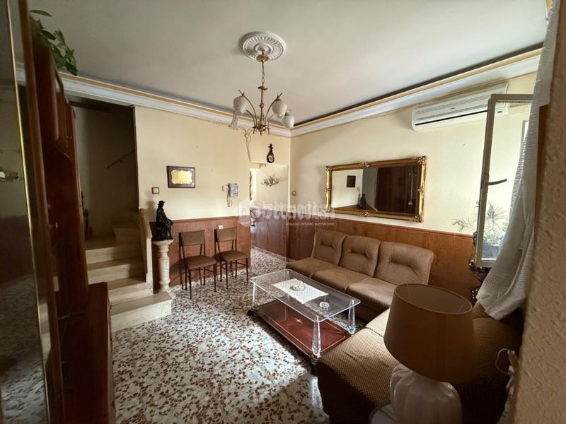 Foto 0e86b56f-3650-4d65-8510-ff27933a6b67. Casa aparellada a San Felipe - El Almendral - La Merced Jaén