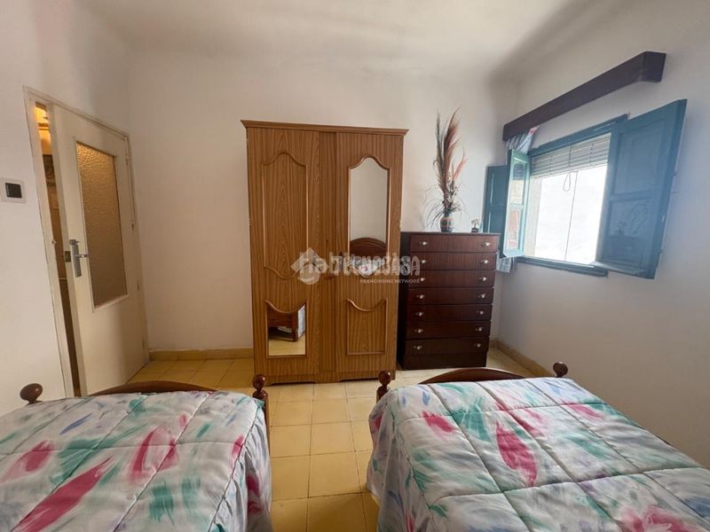 Foto 16c2b694-df3e-4f49-bc90-4fd0b768680b. Casa aparellada a San Felipe - El Almendral - La Merced Jaén