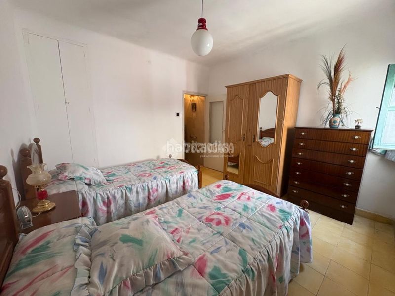 Foto 67868000-c5ef-4f07-a7c5-53aa2014369c. Casa aparellada a San Felipe - El Almendral - La Merced Jaén