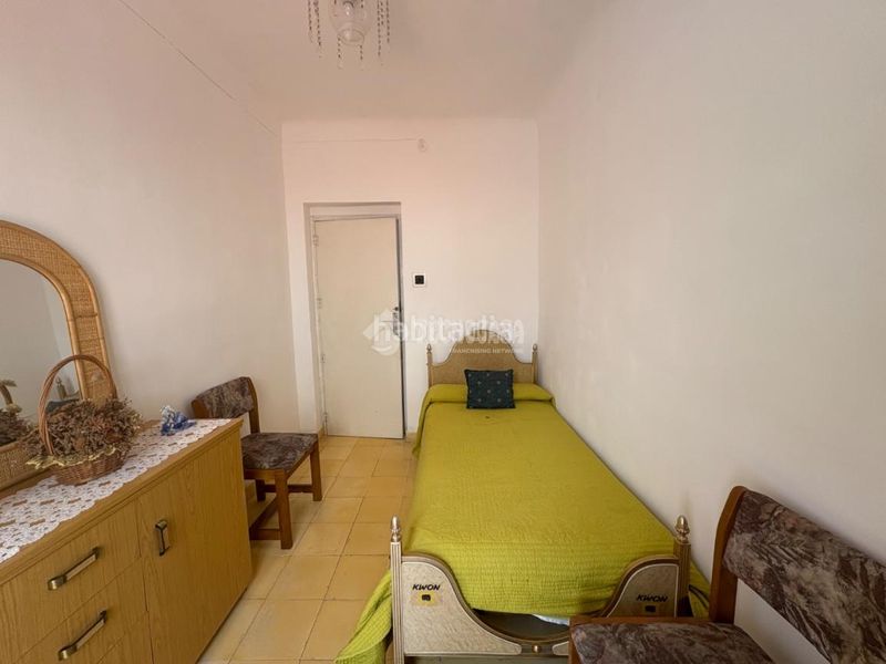 Foto b7060ffe-6cd2-4d90-929b-44eb482c57f3. Casa aparellada a San Felipe - El Almendral - La Merced Jaén