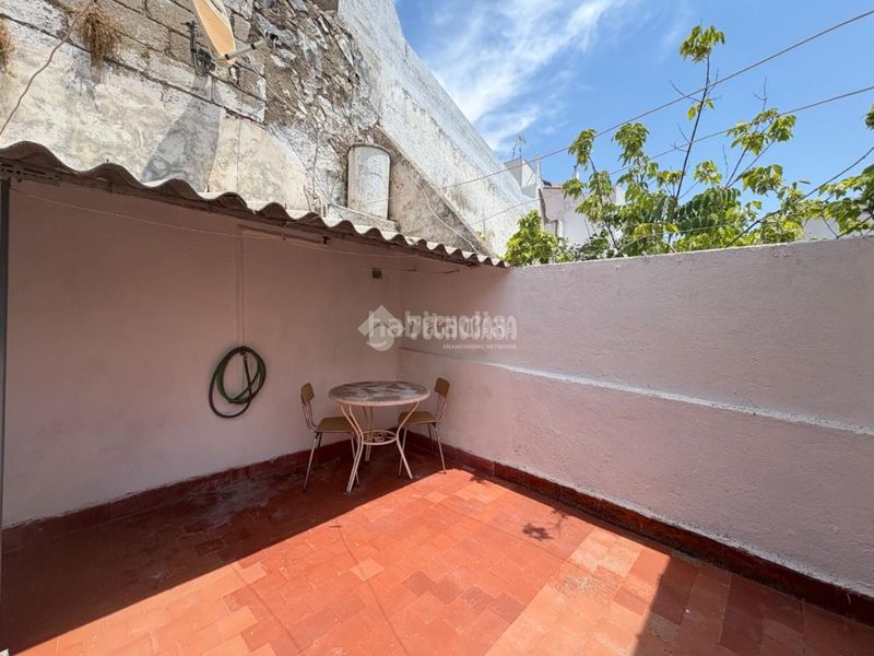 Foto be515608-8ece-46c6-8050-b53f066cf995. Casa aparellada a San Felipe - El Almendral - La Merced Jaén