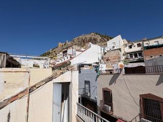 Casa aparellada  Callejon alcaide. Casa en venta en jan