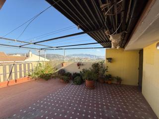 Casa bifamiliare  Calle de alfredo ruiz guerrero. Casa en venta en jaén