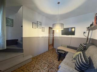 Casa aparellada  C. triana. Casa en venta en jaén