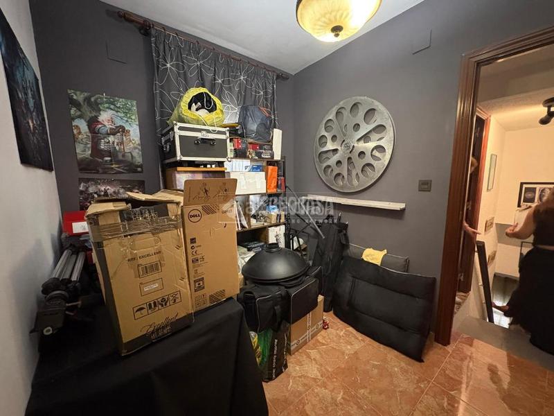 Foto 3022b789-b730-487a-ae62-2450e7d591e4. Casa aparellada a Ctra. Circunvalación - La Magdalena Jaén