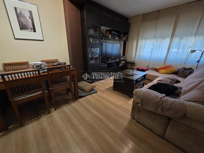 Foto 444878c7-5943-46e6-8d26-7b28b240ac18. Pis amb calefacció a Zona Centro Joven Alcorcón