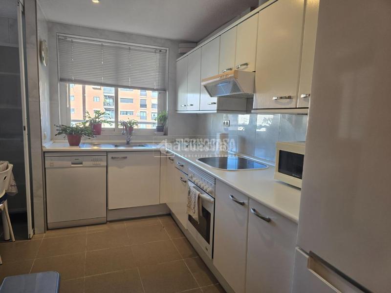 Foto bb74bfc4-27dc-4646-beb6-cddb0ec2ec22. Location appartement avec chauffage dans Parque Lisboa-La Paz Alcorcón