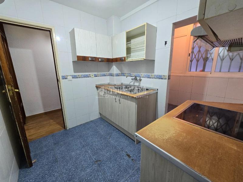 Foto b94f6e32-3171-4122-9b1f-1c3697a25fdd. Piso  en venta en Zona Centro Joven Alcorcón