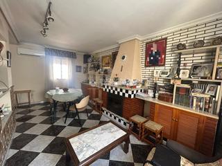 Casa aparellada a Isla Chica. Casa en venta en huelva