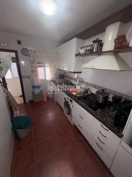 Foto 368f3994-b04c-4a55-b1b1-6ca787ab4465. Pis a Isla Chica Huelva