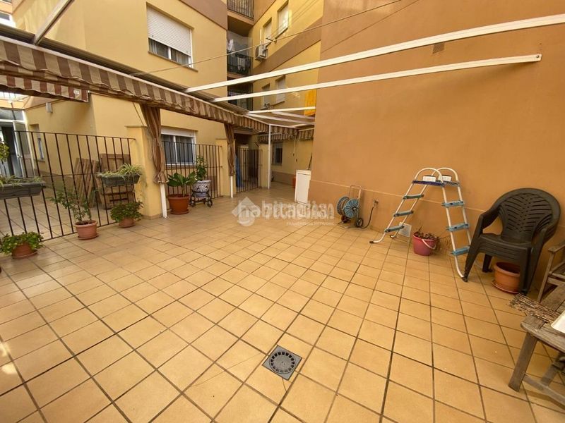 Foto aad55e5e-670e-4709-a884-8a058370987d. Pis a Isla Chica Huelva