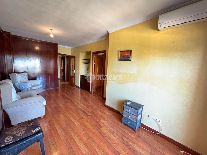 Foto e89f539a-ebca-4b2a-aa39-b1b3b3fa072e. Pis a Isla Chica Huelva