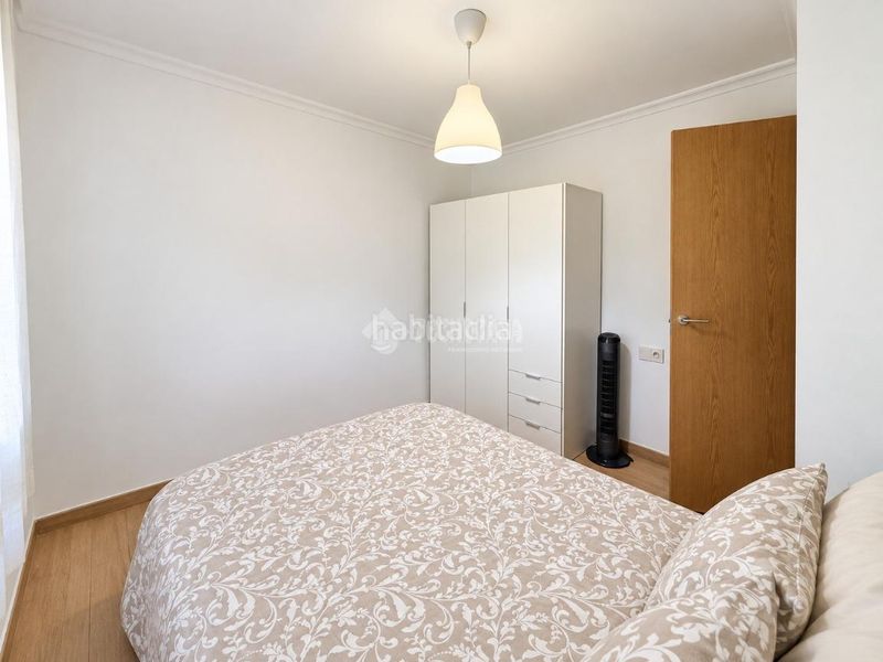 Foto ca362d81-ee65-4586-9044-697bf168b052. Piso  en venta en Isla Chica Huelva