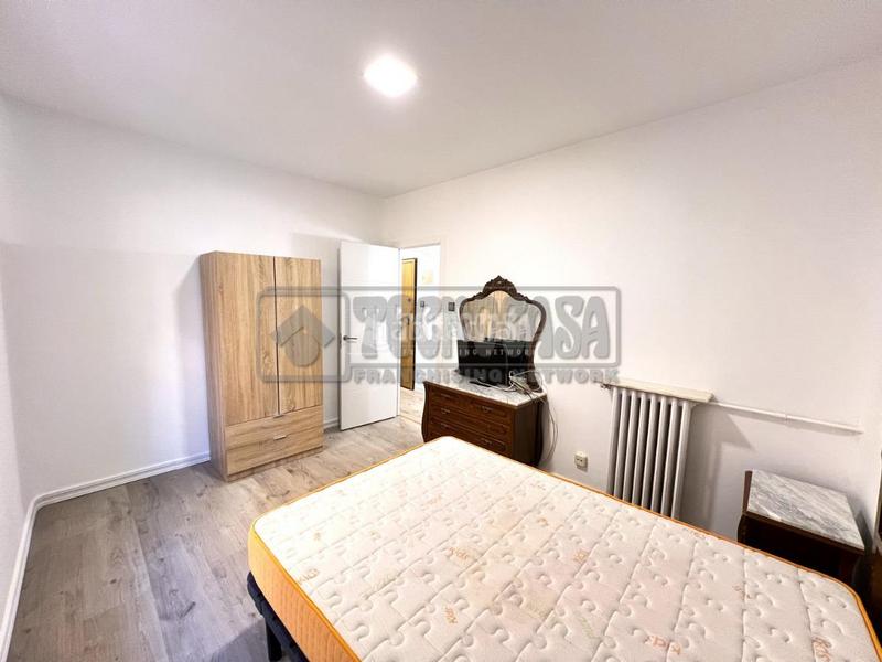 Foto 91ce939e-b93b-42d1-b605-85677c313620. Piso  en venta en Centro Cuenca