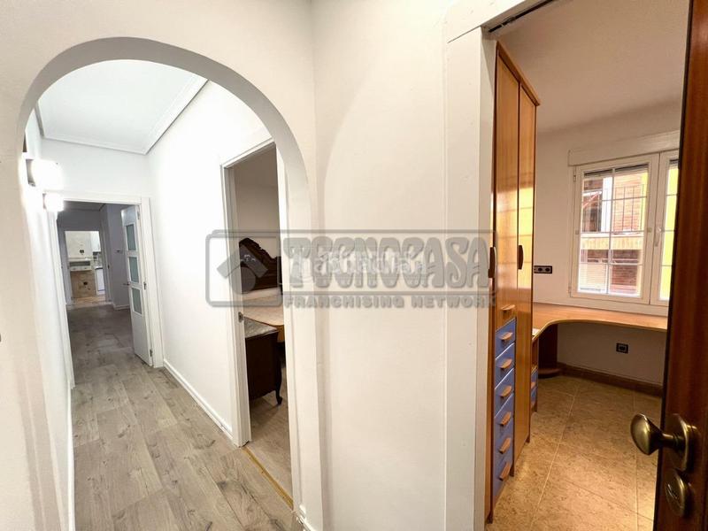 Foto e93a6528-fbad-4675-a611-2e3701187b70. Piso  en venta en Centro Cuenca