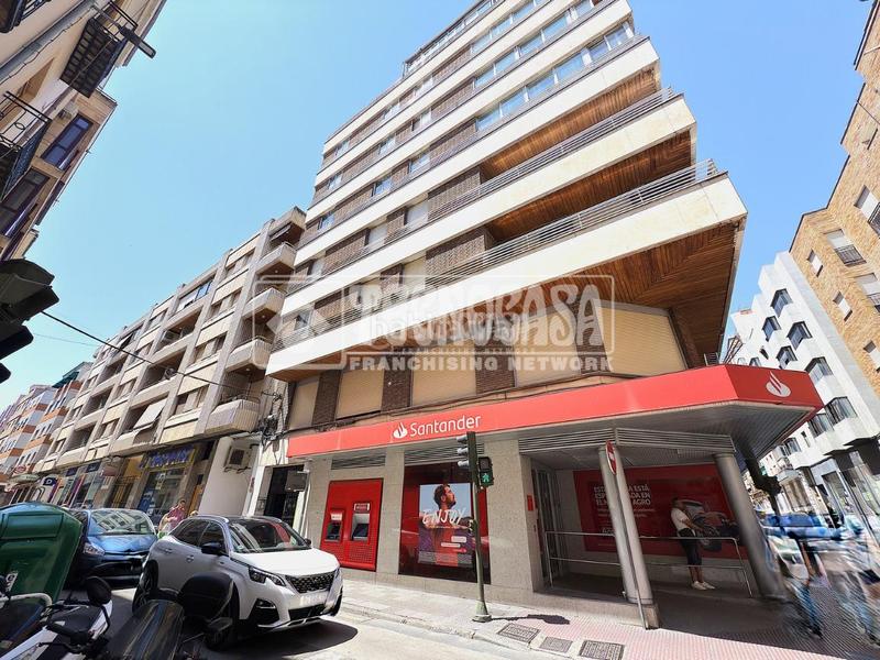 Foto bed8cd41-82e2-47d1-a35c-a59a68c0cd38. Etagenwohnung mit heizung in Centro Cuenca
